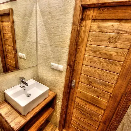 Apartment Matrix Jelena